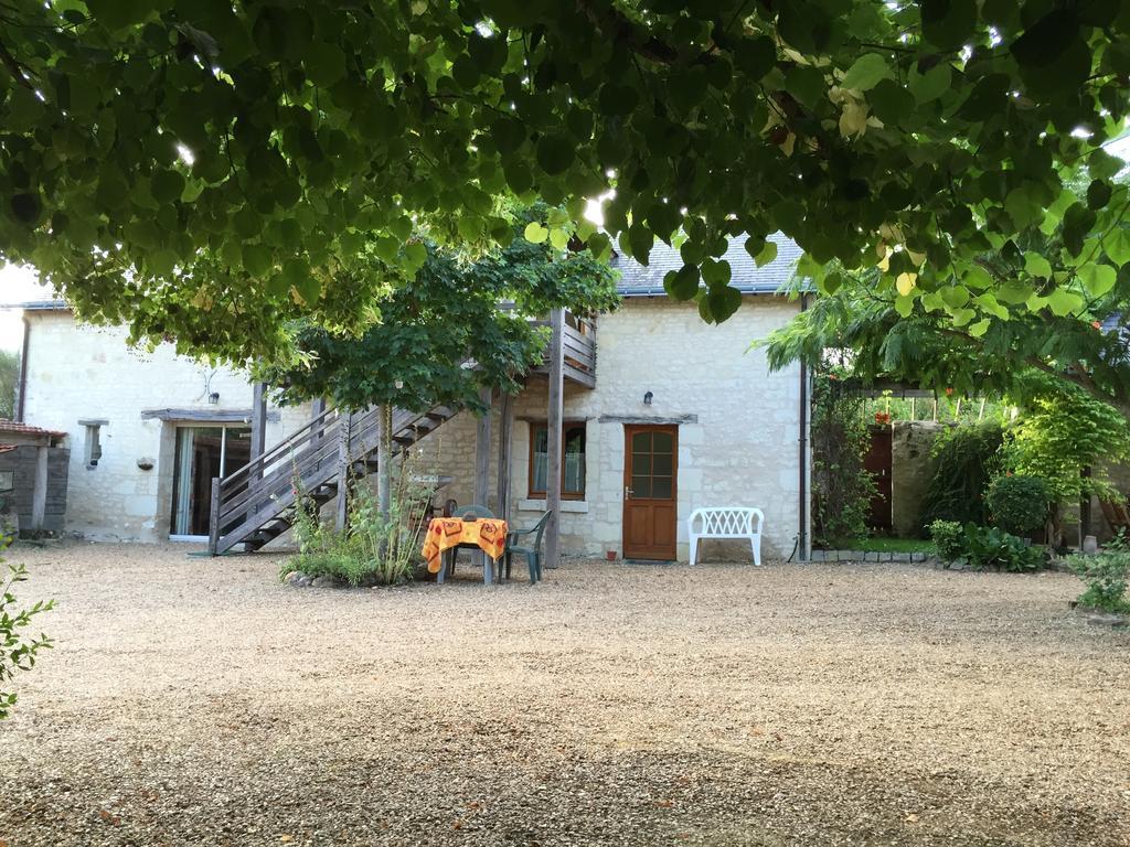 Les Caves Hotel Ambillou-Chateau ภายนอก รูปภาพ